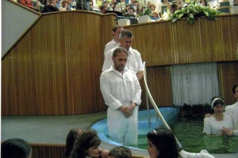 Fratele Moranciu: Fostul star al TVO a lăsat dezmăţul şi s-a făcut baptist (FOTO)